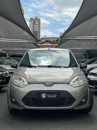 FORD-FIESTA-2013
