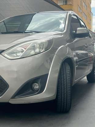 FORD-FIESTA-2013