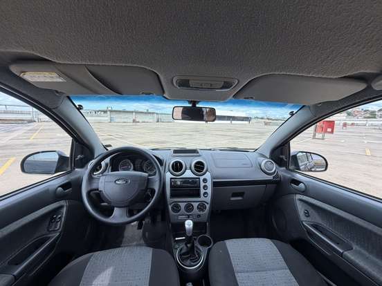 FORD-FIESTA-2014
