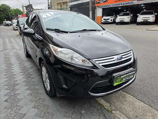FORD-FIESTA-2010