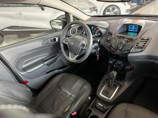 FORD-FIESTA-2013