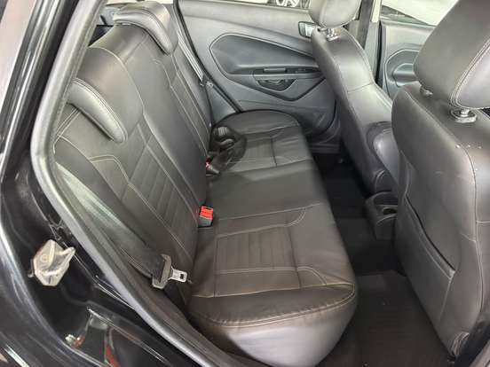 FORD-FIESTA-1.6 TITANIUM HATCH 16V FLEX 4P POWERSHIFT FORD-FIESTA-2013