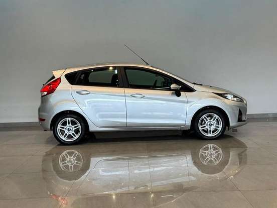 FORD-FIESTA-1.6 TI-VCT FLEX SEL POWERSHIFT FORD-FIESTA-2017