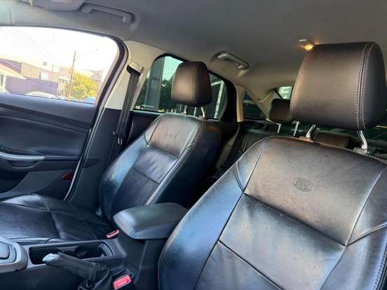 FORD-FOCUS-1.6 SE 16V FLEX 4P POWERSHIFT FORD-FOCUS-2017