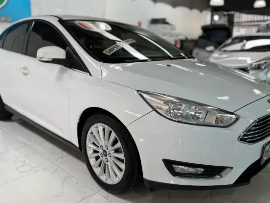 FORD-FOCUS-2.0 TITANIUM PLUS 16V FLEX 4P POWERSHIFT FORD-FOCUS-2016