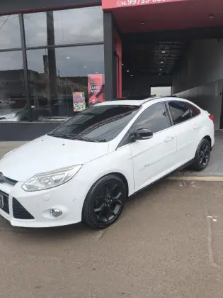 FORD FOCUS 2.0 TITANIUM PLUS SEDAN 16V FLEX 4P POWERSHIFT