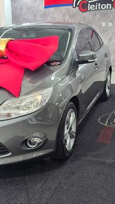 FORD-FOCUS-2014