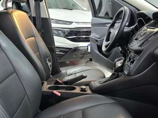 FORD-FOCUS-2.0 SE 16V FLEX 4P POWERSHIFT FORD-FOCUS-2014