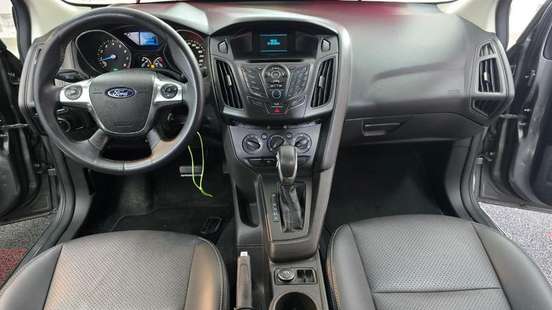FORD-FOCUS-2014