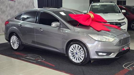 FORD FOCUS 2.0 TITANIUM 16V FLEX 4P POWERSHIFT