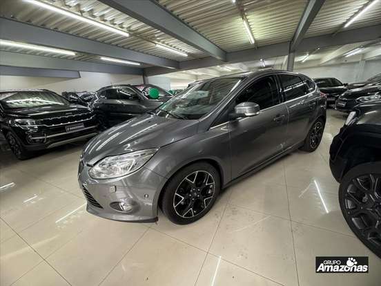 FORD-FOCUS-2015