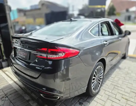 FORD-FUSION-2017