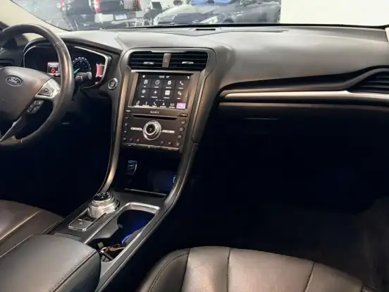 FORD-FUSION-2.0 TITANIUM AWD 16V GASOLINA 4P AUTOMÁTICO FORD-FUSION-2018