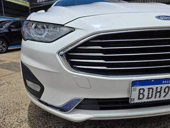FORD-FUSION-2018