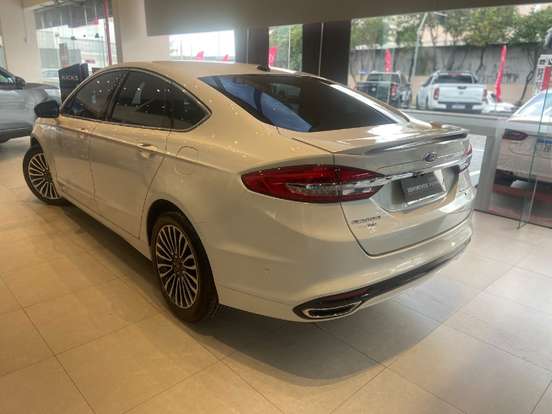 FORD-FUSION-2.0 TITANIUM AWD 16V GASOLINA 4P AUTOMÁTICO FORD-FUSION-2018