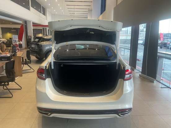 FORD-FUSION-2018