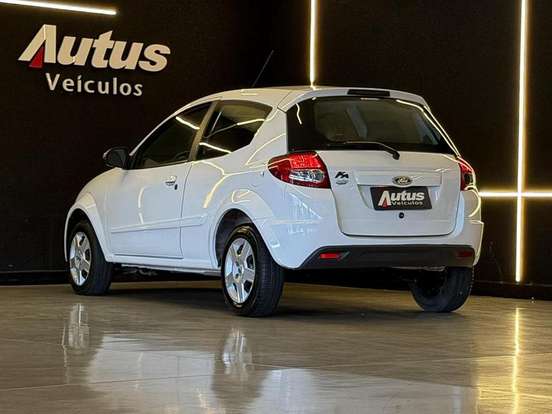 FORD-KA-2011