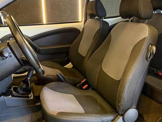 FORD-KA-2011