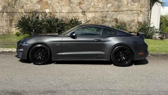 FORD-MUSTANG-2019