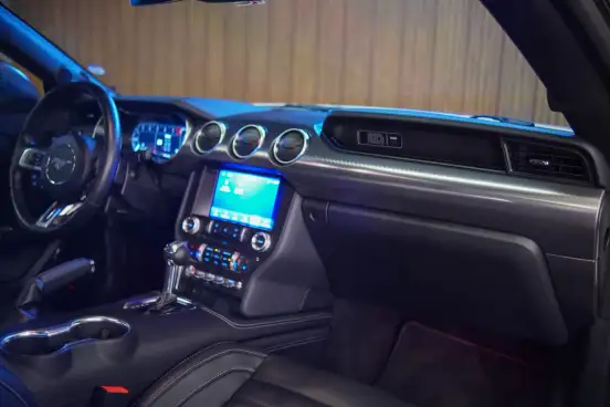 FORD-MUSTANG-2022