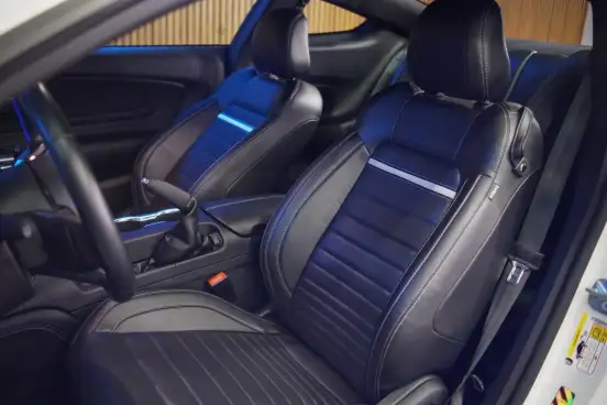 FORD-MUSTANG-2022