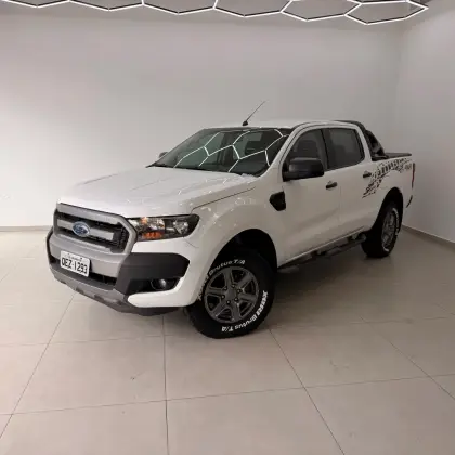 FORD RANGER 2.2 XLS 4X4 CD 16V DIESEL 4P AUTOMÁTICO