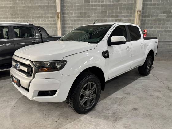 FORD RANGER 2.2 XLS 4X4 CD 16V DIESEL 4P MANUAL