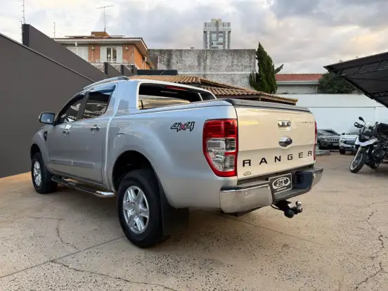 FORD-RANGER-2013
