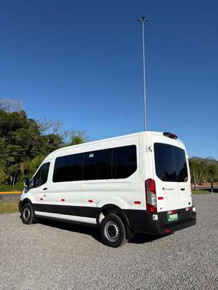 FORD-TRANSIT-2024