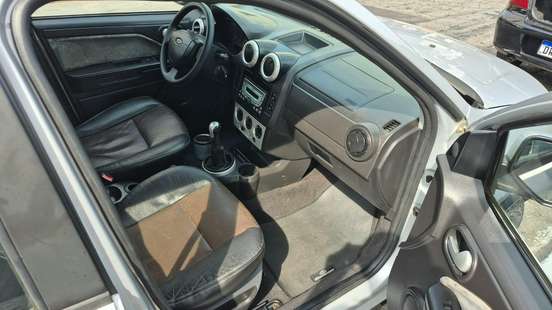 FORD-ECOSPORT-2012