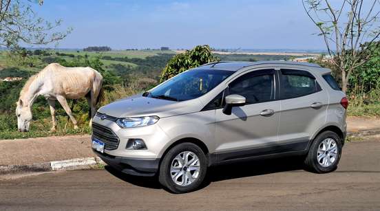 FORD-ECOSPORT-2013