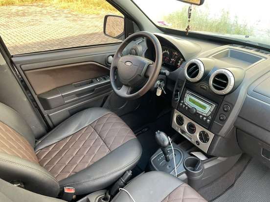FORD-ECOSPORT-2010
