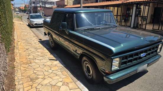FORD-F-1000-1990