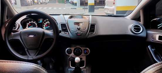 FORD-FIESTA-2016