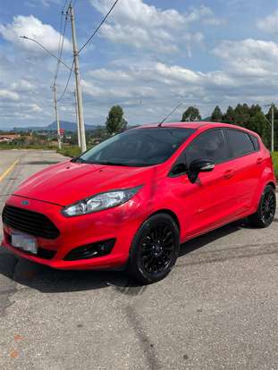 FORD-FIESTA-2017