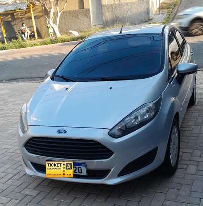 FORD-FIESTA-2015