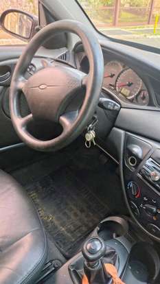 FORD-FOCUS-2008