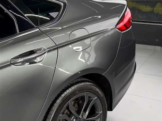 FORD-FUSION-2.0 SEL 16V GASOLINA 4P AUTOMÁTICO FORD-FUSION-2018