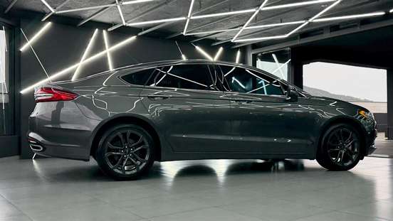 FORD-FUSION-2018