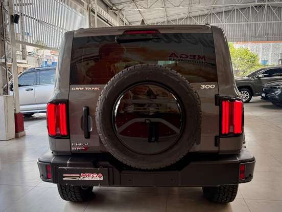 GWM-TANK 300-2.0 HI4-T PHEV 4X4 9HAT GWM-TANK 300-2025