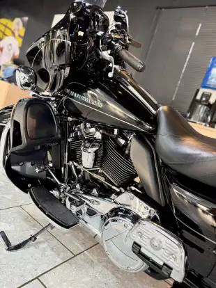 HARLEY-DAVIDSON-ELECTRA GLIDE ULTRA LIMITED-2017