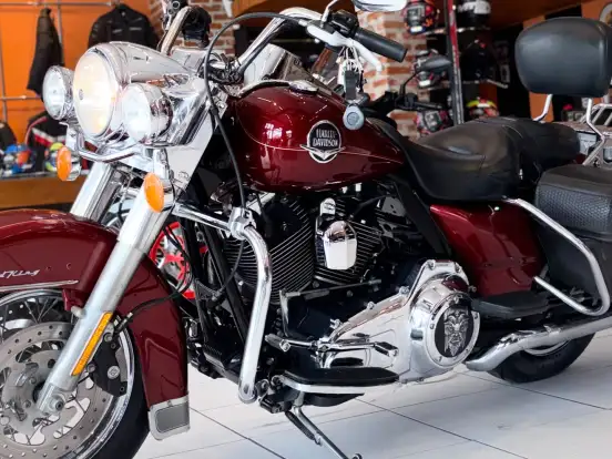HARLEY-DAVIDSON-ROAD KING CLASSIC HARLEY-DAVIDSON-ROAD KING CLASSIC-2010