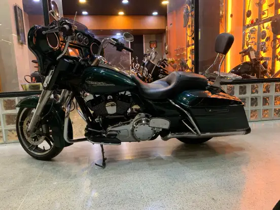 HARLEY-DAVIDSON-STREET GLIDE SPECIAL HARLEY-DAVIDSON-STREET GLIDE SPECIAL-2015