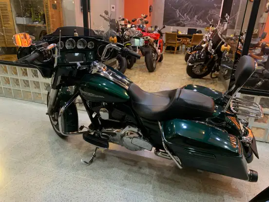 HARLEY-DAVIDSON-STREET GLIDE SPECIAL-2015