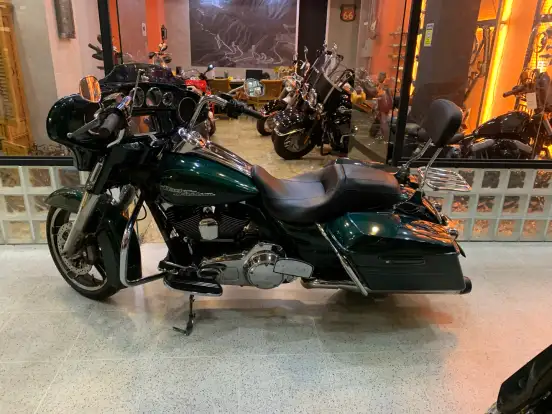 HARLEY-DAVIDSON-STREET GLIDE SPECIAL-2015