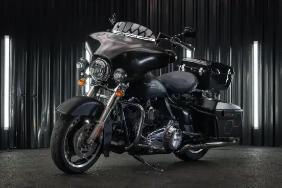 HARLEY-DAVIDSON-STREET GLIDE-2012