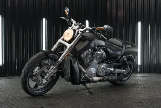 HARLEY-DAVIDSON V-ROD MUSCLE 