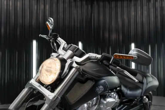 HARLEY-DAVIDSON-V-ROD MUSCLE-2012