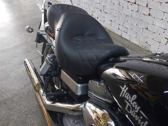 HARLEY-DAVIDSON-DYNA SUPER GLIDE HARLEY-DAVIDSON-DYNA SUPER GLIDE-2009