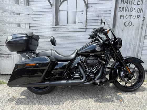 HARLEY-DAVIDSON ROAD KING SPECIAL 